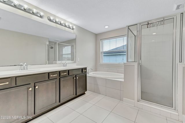 15715 TISONS BLUFF Road, Jacksonville, FL 32218