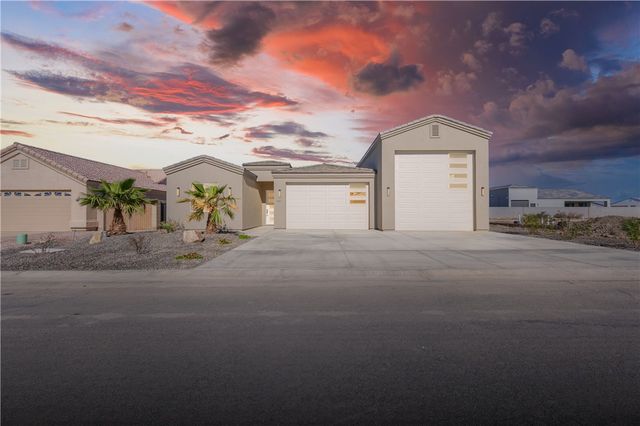 1821 E Desert Bloom Drive, Mohave Valley, AZ 86440