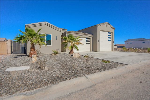 1821 E Desert Bloom Drive, Mohave Valley, AZ 86440