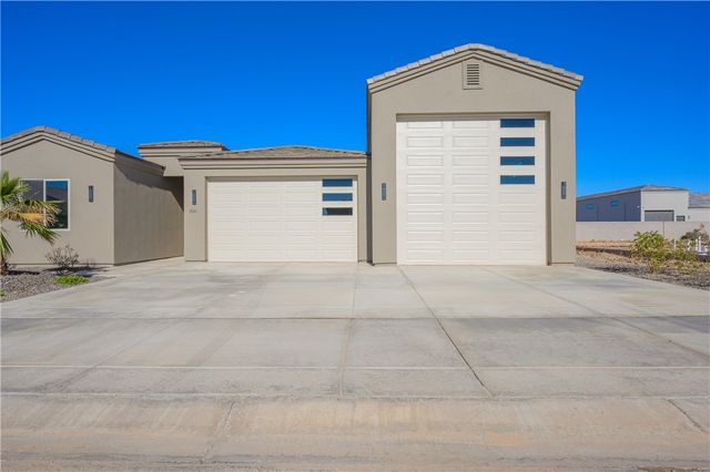 1821 E Desert Bloom Drive, Mohave Valley, AZ 86440