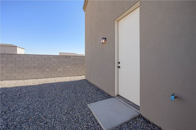 1821 E Desert Bloom Drive, Mohave Valley, AZ 86440