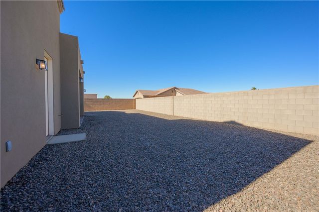 1821 E Desert Bloom Drive, Mohave Valley, AZ 86440