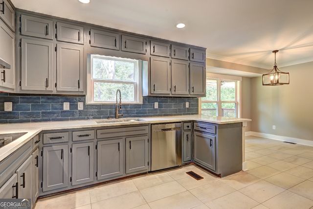 375 Foster Drive, Mcdonough, GA 30253