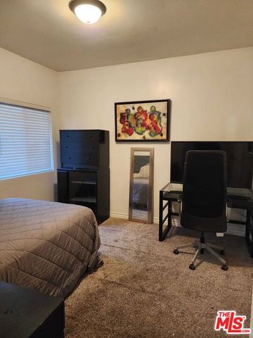 3582 S Budlong Avenue, Los Angeles, CA 90007