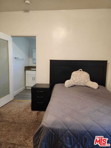 3582 S Budlong Avenue, Los Angeles, CA 90007
