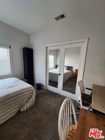 3582 S Budlong Avenue, Los Angeles, CA 90007