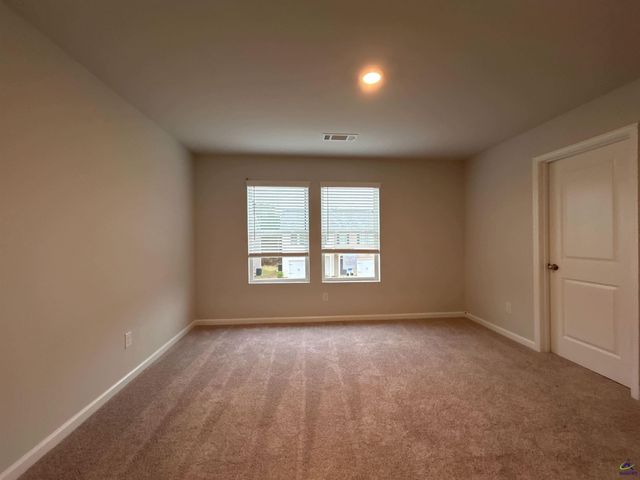 136 Red Oak Trail, Milledgeville, GA 31061