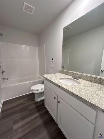 136 Red Oak Trail, Milledgeville, GA 31061