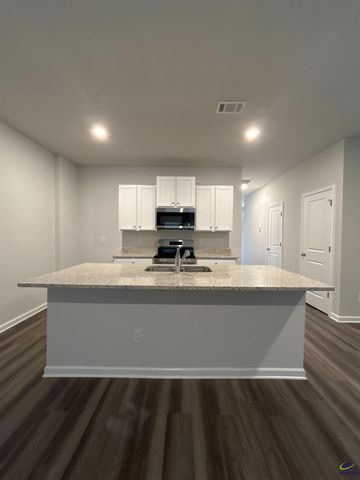 136 Red Oak Trail, Milledgeville, GA 31061