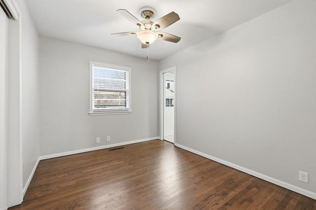 206 IVY Drive, Council Bluffs, IA 51503