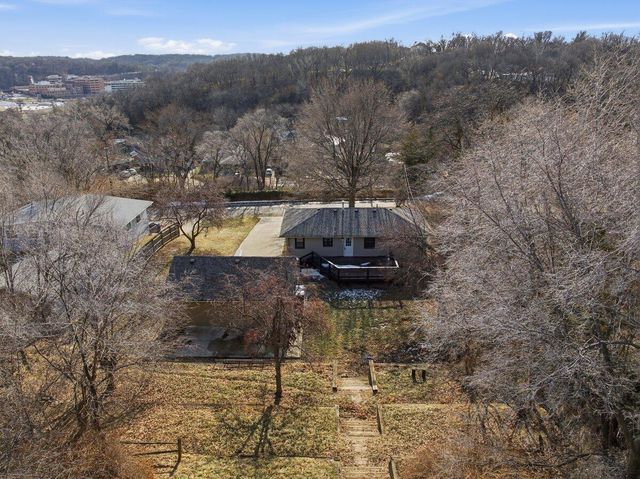 206 IVY Drive, Council Bluffs, IA 51503