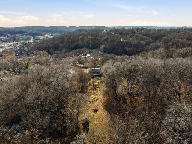 206 IVY Drive, Council Bluffs, IA 51503