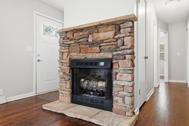 206 IVY Drive, Council Bluffs, IA 51503