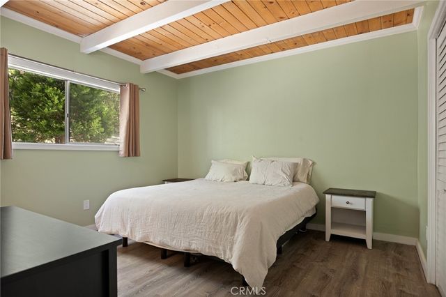 316 Pioneer Road, Lake Arrowhead, CA 92352