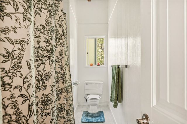 316 Pioneer Road, Lake Arrowhead, CA 92352