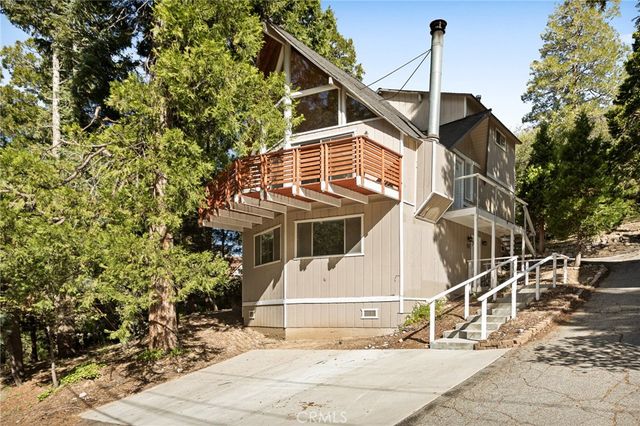 316 Pioneer Road, Lake Arrowhead, CA 92352