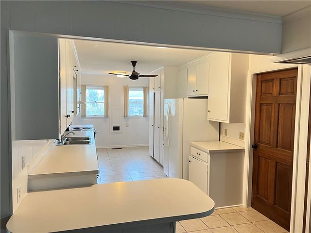 1402 Westwood Avenue, Springdale, AR 72764