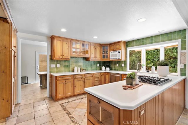 11302 Pennell Circle, Fountain Valley, CA 92708