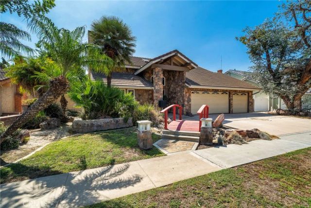 11302 Pennell Circle, Fountain Valley, CA 92708
