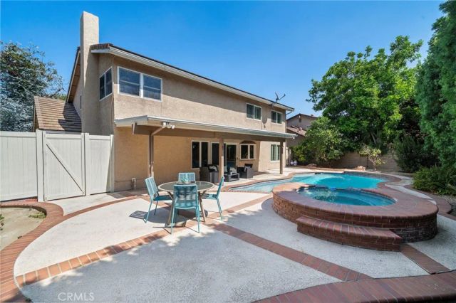 11302 Pennell Circle, Fountain Valley, CA 92708