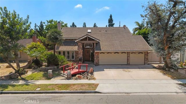 11302 Pennell Circle, Fountain Valley, CA 92708