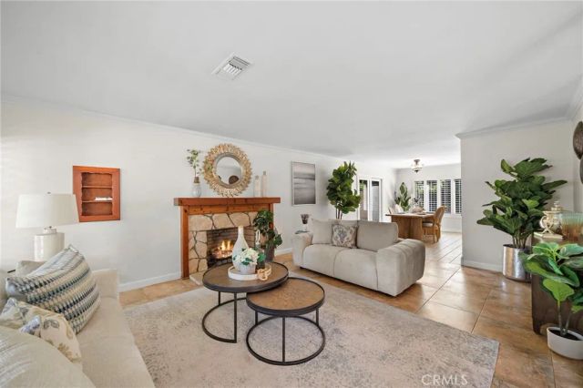11302 Pennell Circle, Fountain Valley, CA 92708