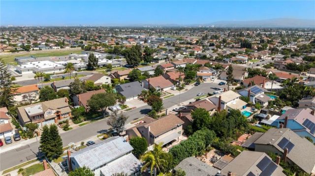 11302 Pennell Circle, Fountain Valley, CA 92708