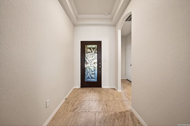 672 Ridgemeadow Dr, New Braunfels, TX 78130