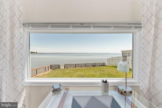 222 SHORE DR, Colonial Beach, VA 22443