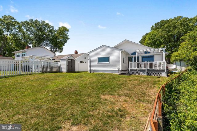 222 SHORE DR, Colonial Beach, VA 22443