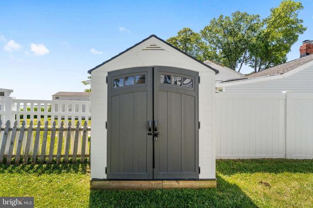 222 SHORE DR, Colonial Beach, VA 22443