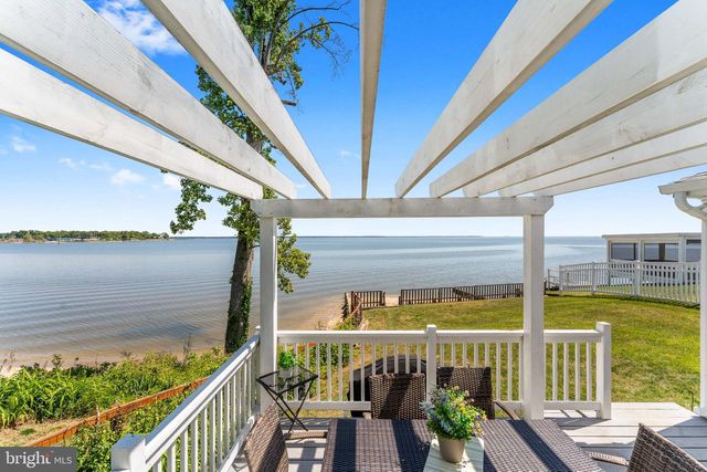 222 SHORE DR, Colonial Beach, VA 22443