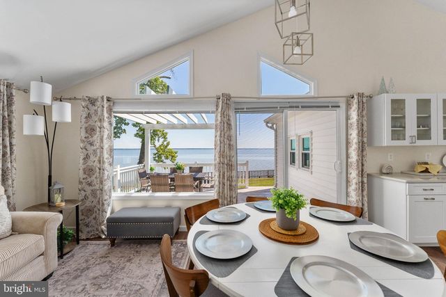 222 SHORE DR, Colonial Beach, VA 22443