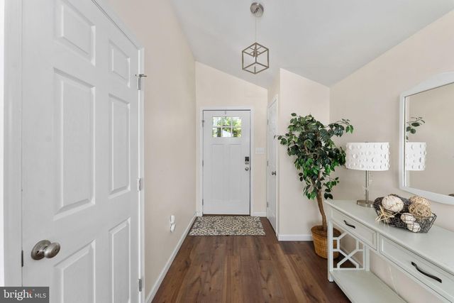 222 SHORE DR, Colonial Beach, VA 22443