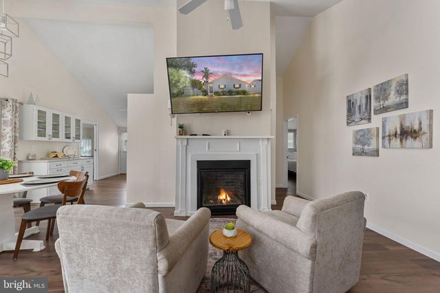 222 SHORE DR, Colonial Beach, VA 22443
