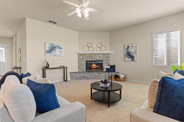 1861 Colin Ct, Yuba City, CA 95993