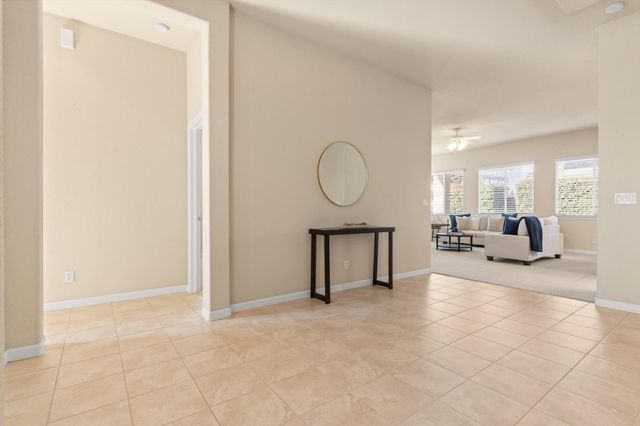 1861 Colin Ct, Yuba City, CA 95993