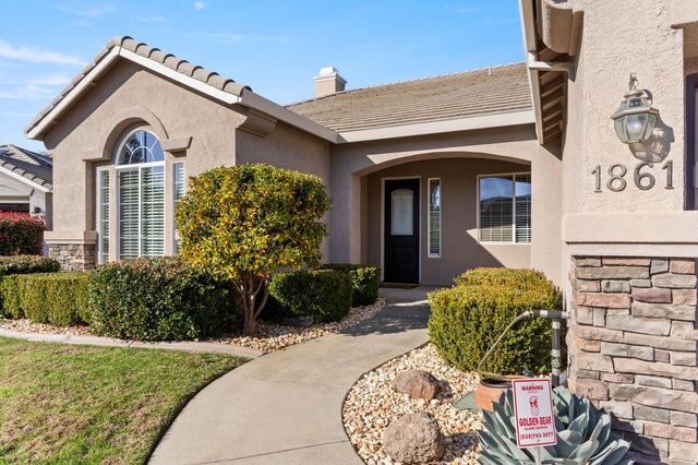 1861 Colin Ct, Yuba City, CA 95993
