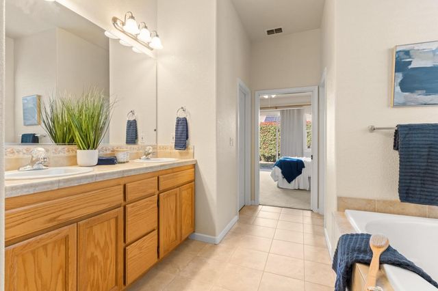 1861 Colin Ct, Yuba City, CA 95993