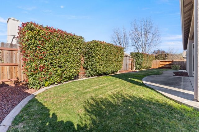 1861 Colin Ct, Yuba City, CA 95993