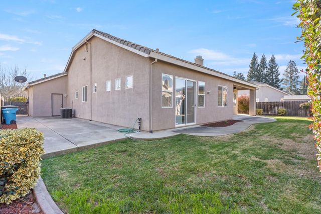 1861 Colin Ct, Yuba City, CA 95993