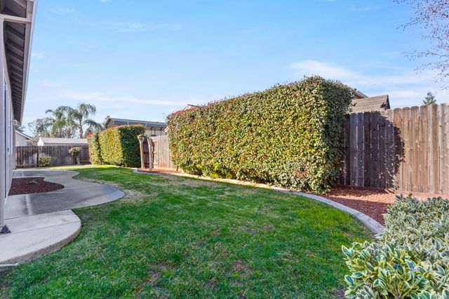 1861 Colin Ct, Yuba City, CA 95993