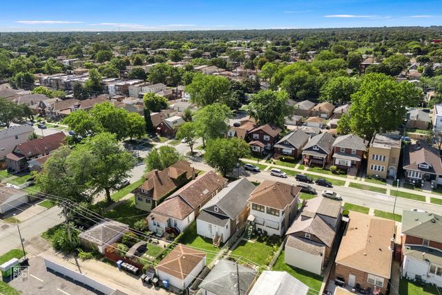 9549 S Calumet Avenue, Chicago, IL 60628