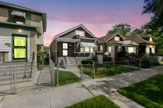 9549 S Calumet Avenue, Chicago, IL 60628
