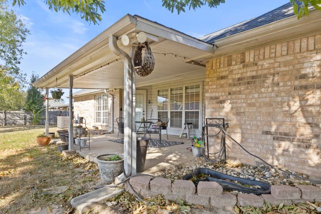 103 Sweet Pea Court, Mt Pleasant, TX 75455