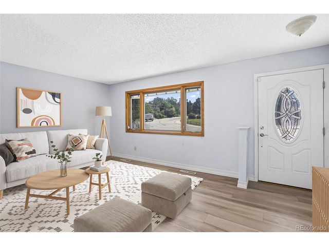 5888 Eldora Dr, Colorado Springs, CO 80918