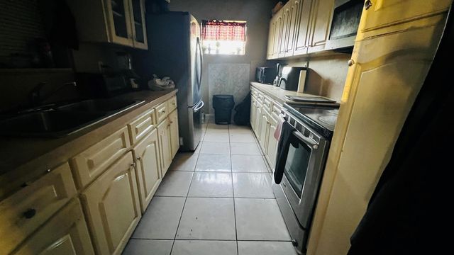 1270 NW 54TH Avenue, Lauderhill, FL 33313