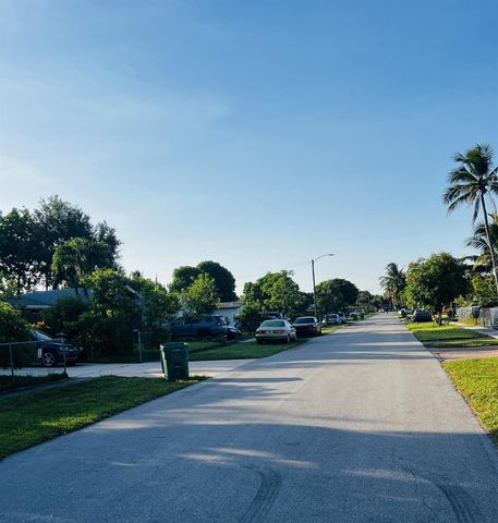1270 NW 54TH Avenue, Lauderhill, FL 33313