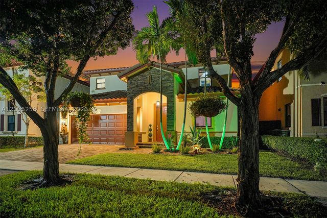 122 NE 27th Ave, Homestead, FL 33033