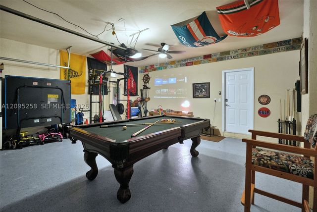 122 NE 27th Ave, Homestead, FL 33033
